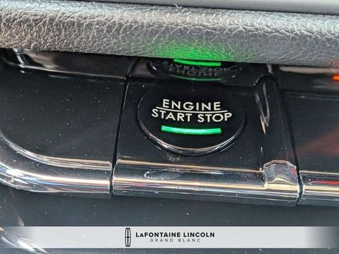 Used 2023 Lincoln Corsair AWD w/ Equipment Group 101A image 21