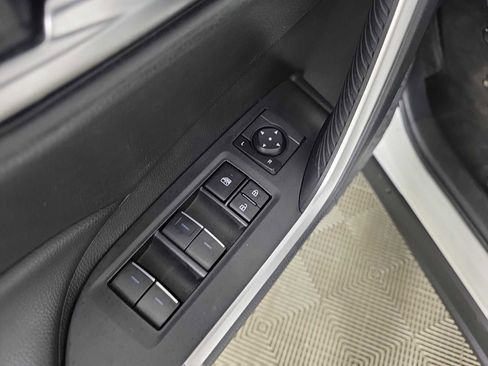 Used 2024 Toyota RAV4 XLE image 27