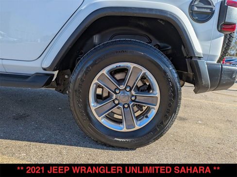 Used 2021 Jeep Wrangler Unlimited Sahara w/ Uconnect 4C Nav & Sound Group image 32