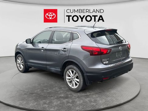 Used 2019 Nissan Rogue Sport SV FWD image 3