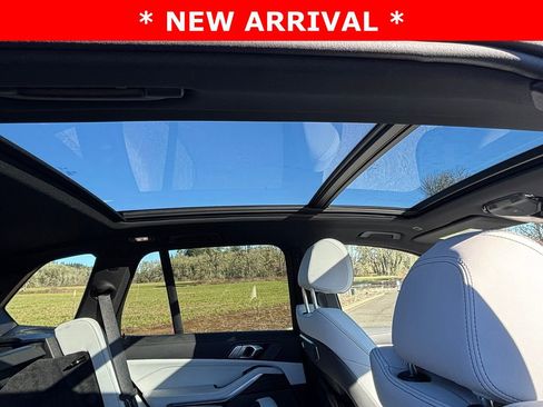 Used 2025 BMW X5 xDrive40i w/ Premium Package AWD/4WD image 24