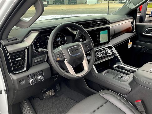 New 2025 GMC Sierra 3500 Denali w/ Denali Reserve Package AWD/4WD image 6