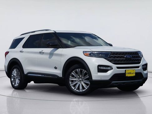 Used 2022 Ford Explorer King Ranch w/ Technology Package AWD/4WD image 2