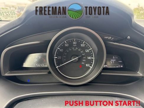Used 2017 MAZDA MAZDA3 Touring FWD image 8