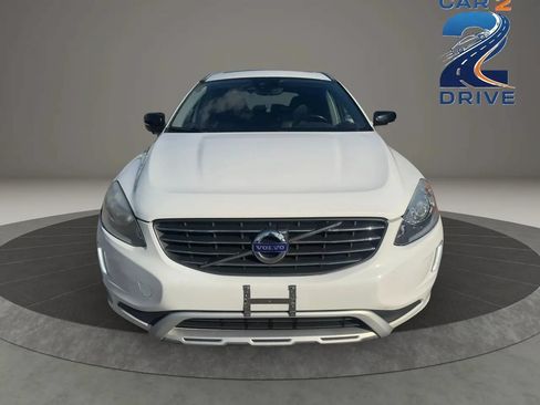 Used 2017 Volvo XC60 T5 Dynamic w/ Protection Package AWD/4WD image 3