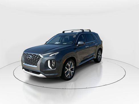 Used 2022 Hyundai Palisade Limited FWD image 4