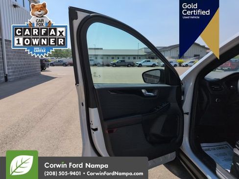 Used 2025 Ford Escape ST-Line w/ Tech Pack #1 AWD/4WD image 12