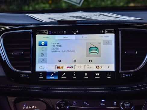 New 2026 Chrysler Pacifica Limited w/ S Appearance Package image 8