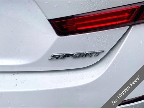 Used 2020 Honda Accord Sport image 6