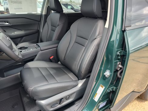 New 2026 Nissan Rogue Dark Armor FWD image 7