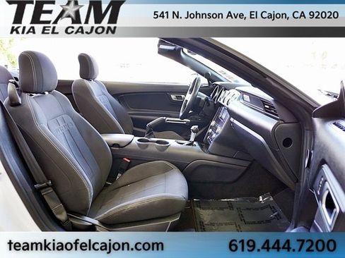 Used 2022 Ford Mustang Convertible image 12