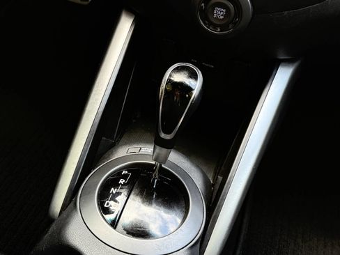 Used 2014 Hyundai Veloster Turbo FWD image 37