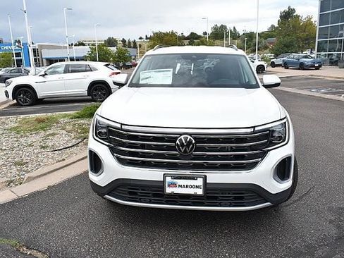 New 2026 Volkswagen Atlas SE image 2