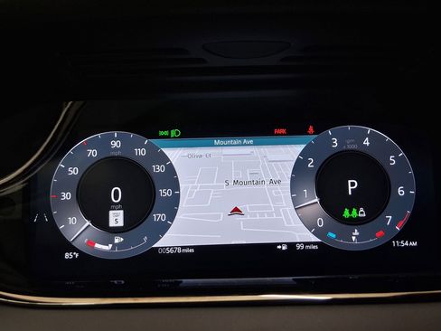 Used 2025 Land Rover Range Rover Evoque S image 18