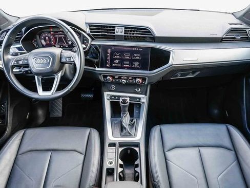 Used 2022 Audi Q3 2.0T Premium image 10