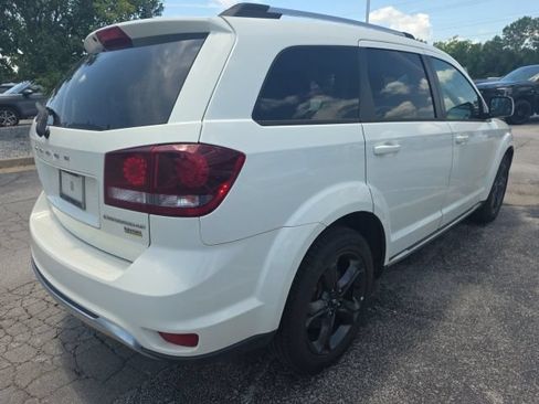 Used 2018 Dodge Journey Crossroad FWD image 2