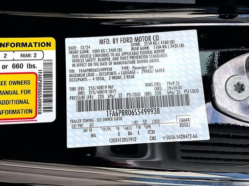 Used 2025 Ford Mustang Dark Horse image 33