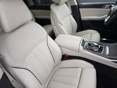 Certified 2024 BMW X7 xDrive40i w/ Premium Package AWD/4WD image 31