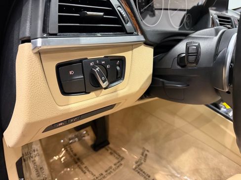 Used 2014 BMW 435i Convertible RWD image 42
