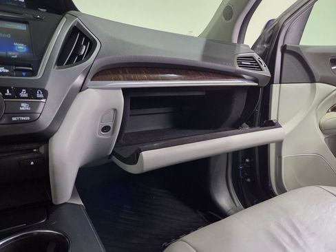 Used 2017 Acura MDX w/ Technology & Entertainment image 25