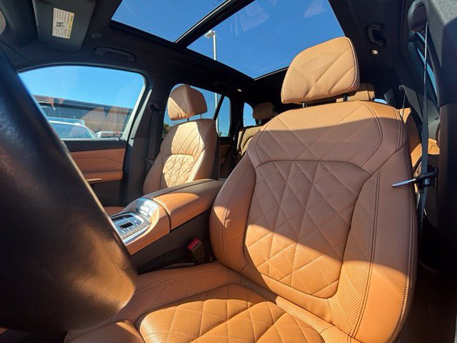 Used 2024 BMW X5 xDrive40i w/ M Sport Package AWD/4WD image 28