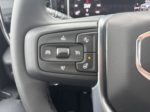 New 2026 GMC Sierra 2500 SLT w/ SLT Convenience Package image 18