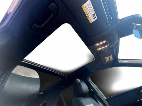 Used 2023 Mercedes-Benz GLE 350 4MATIC image 22