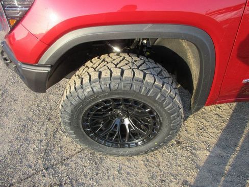 New 2026 GMC Sierra 1500 AT4X AWD/4WD image 15
