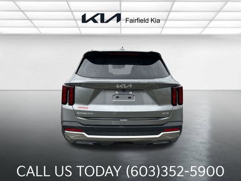 New 2025 Kia Sorento EX AWD/4WD image 4