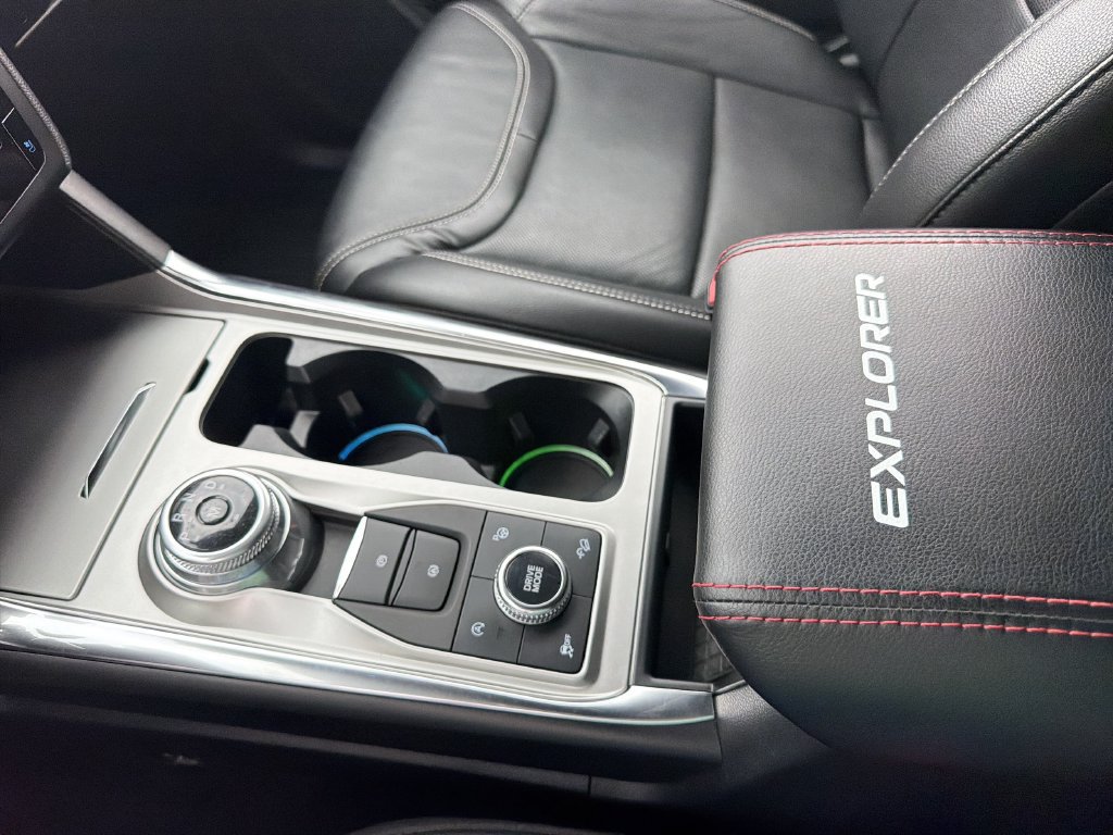 Used 2020 Ford Explorer ST w/ Premium Technology Package AWD/4WD image 28