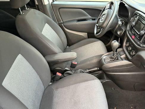 Used 2022 RAM ProMaster City Base image 19