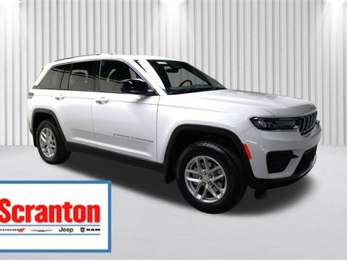 New 2025 Jeep Grand Cherokee Laredo X w/ Luxury Tech Group I image 1