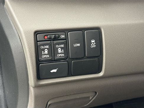 Used 2014 Honda Odyssey EX-L image 14