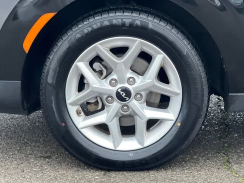 Used 2024 Kia Soul LX w/ Option Group 015 image 28