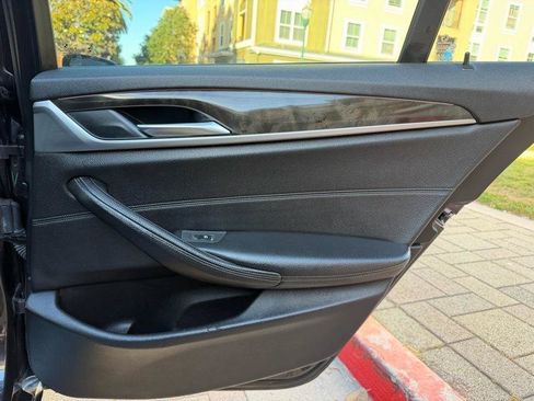 Used 2017 BMW 530i RWD image 53