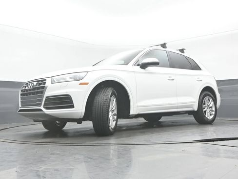 Used 2020 Audi Q5 2.0T Premium w/ Convenience Package AWD/4WD image 30