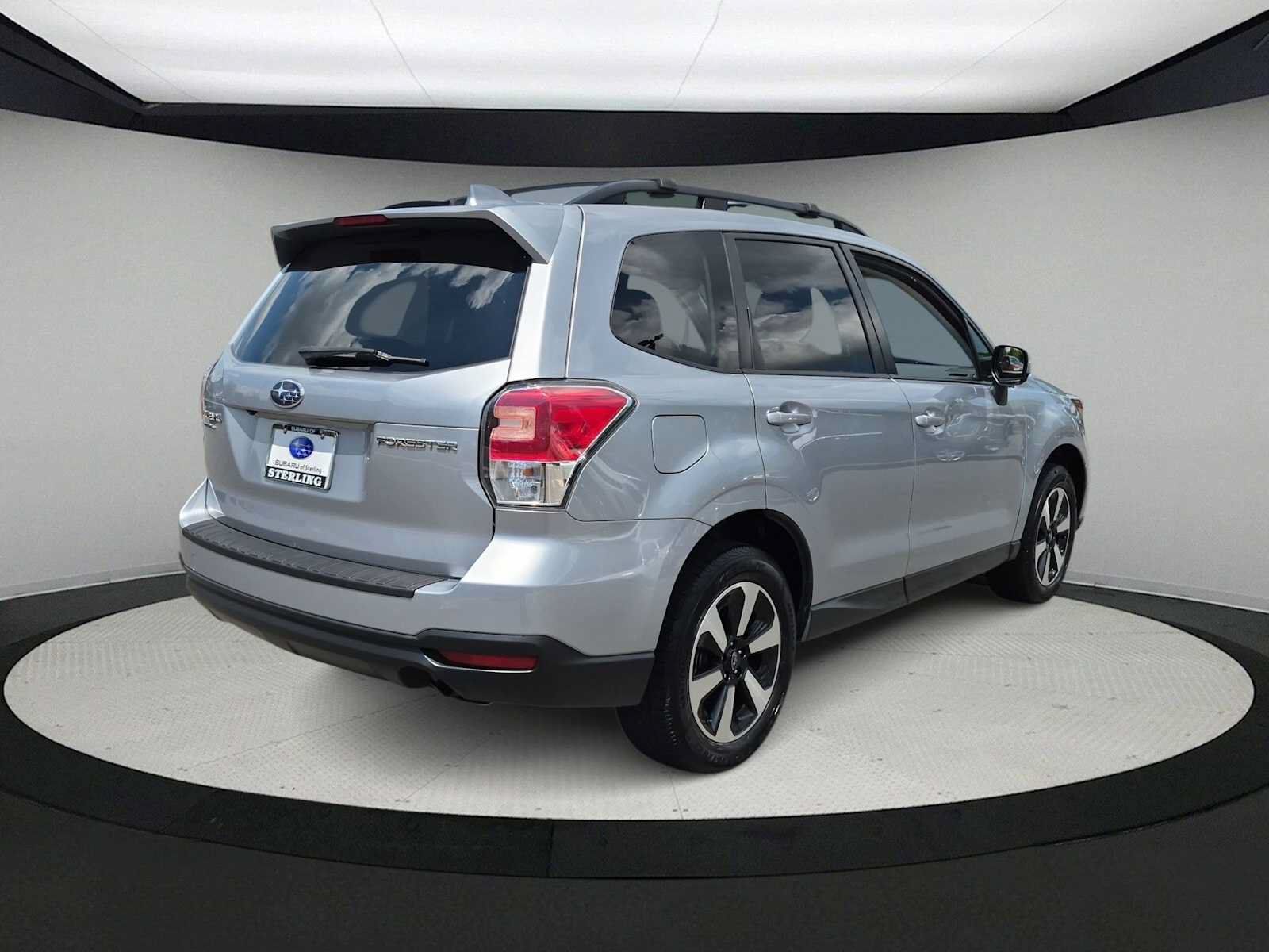 Used 2018 Subaru Forester 2.5i Premium AWD/4WD image 8