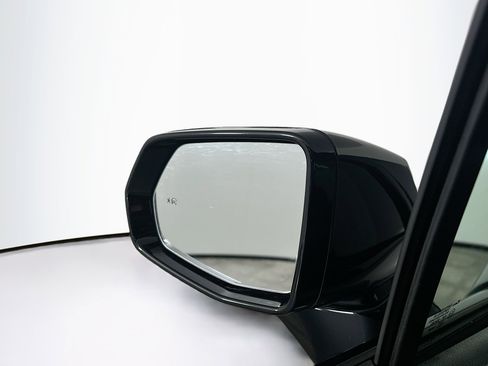 Used 2024 Honda Prologue EX image 16