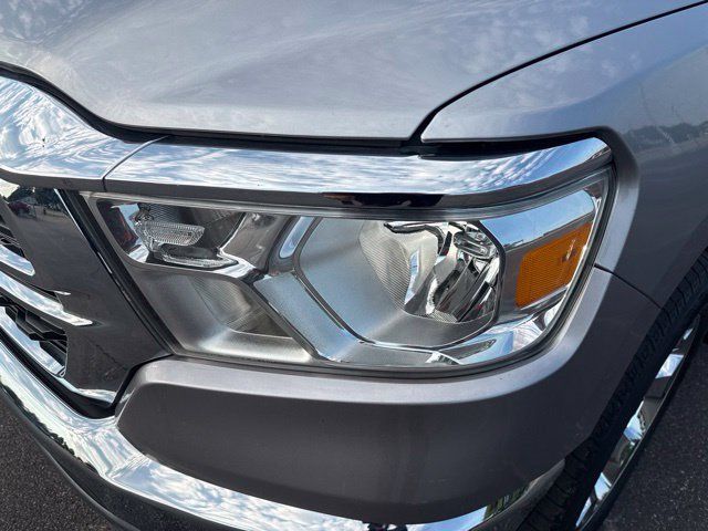Used 2022 RAM 1500 Big Horn AWD/4WD image 9