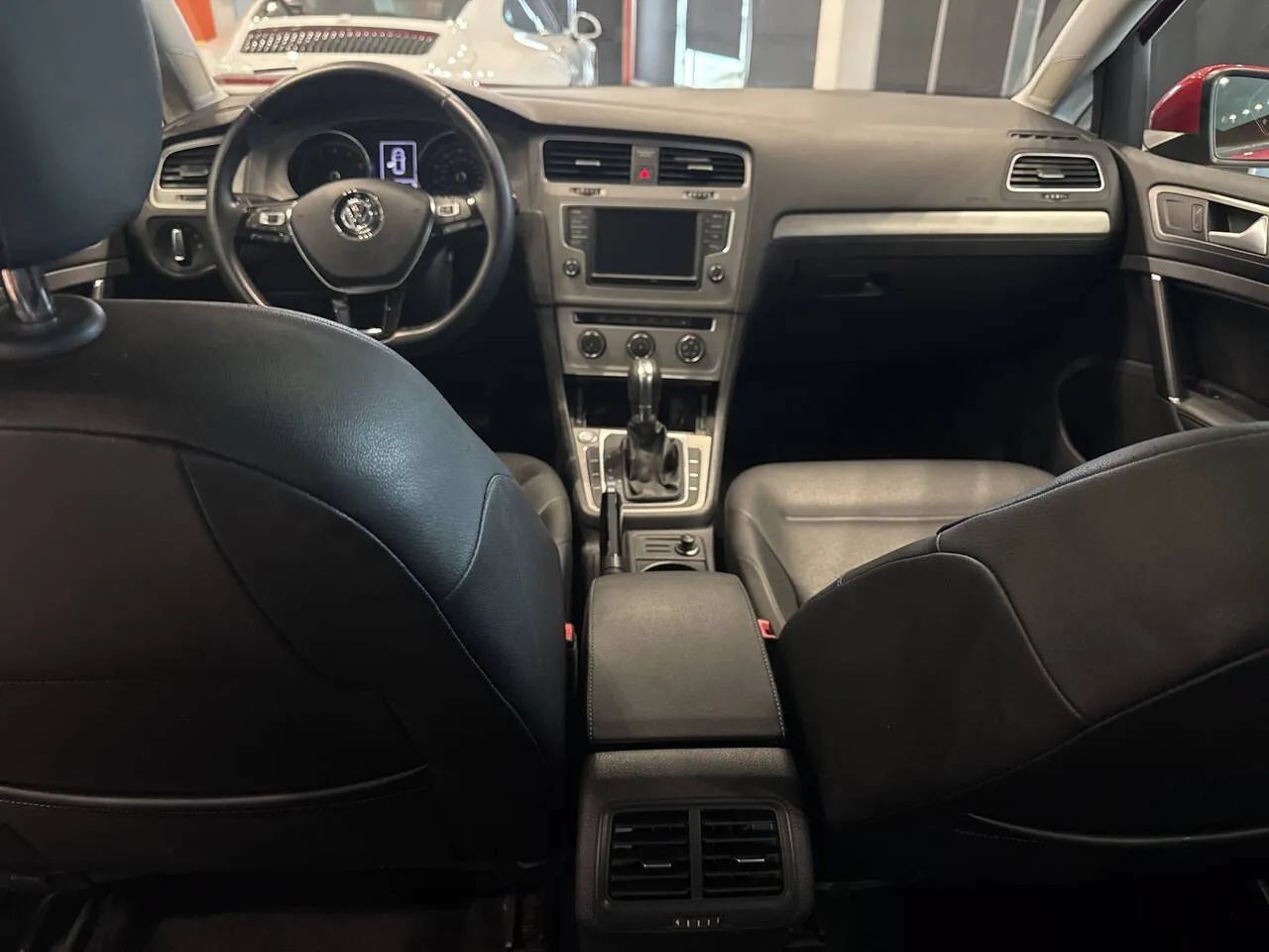 Used 2017 Volkswagen Golf Wolfsburg Edition FWD image 28