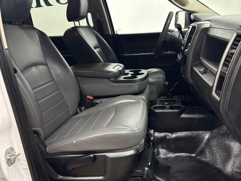 Used 2018 RAM 3500 Tradesman image 26
