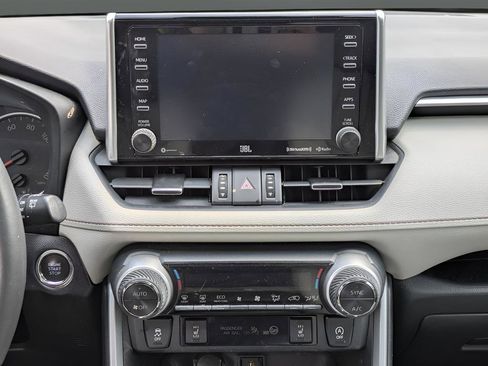 Used 2021 Toyota RAV4 XLE Premium FWD image 14