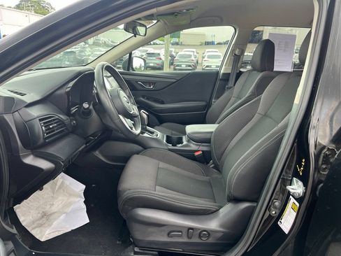 Used 2023 Subaru Outback Premium AWD/4WD image 6