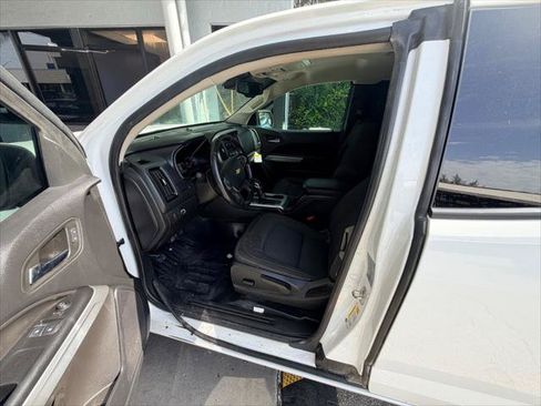 Used 2022 Chevrolet Colorado LT w/ Fleet Safety Package RWD image 21