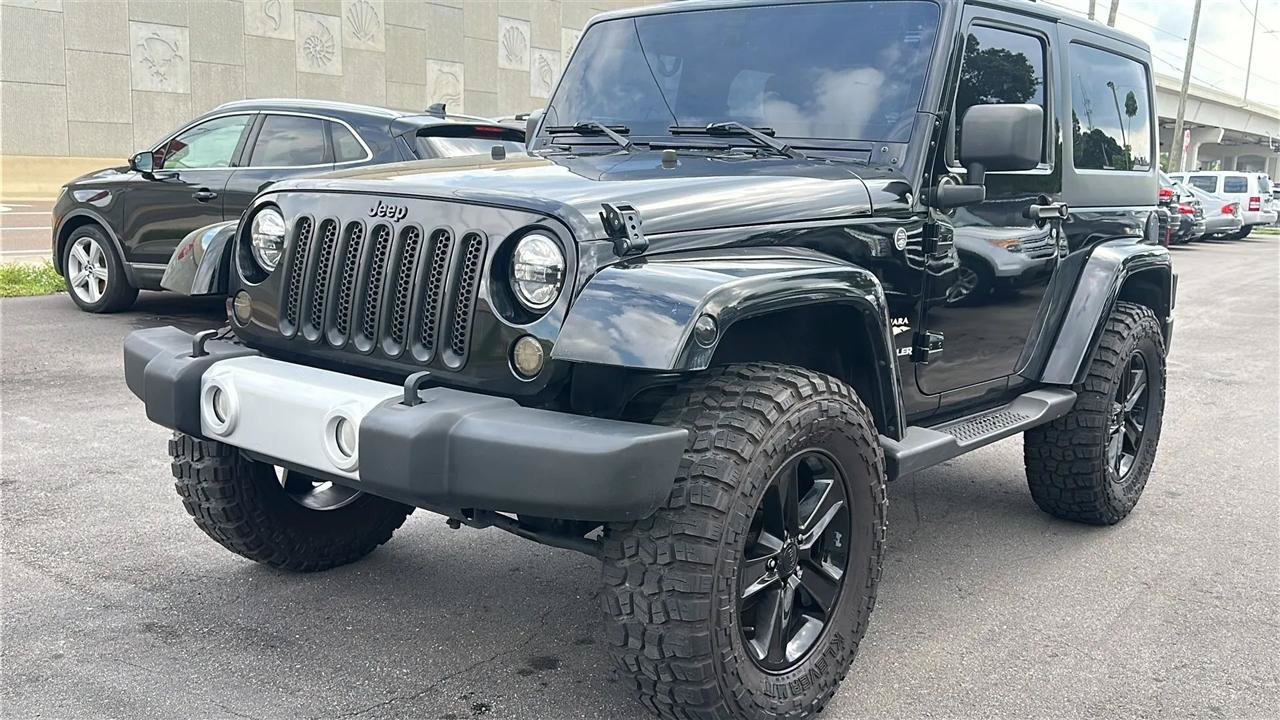Used 2013 Jeep Wrangler Sahara AWD/4WD image 3
