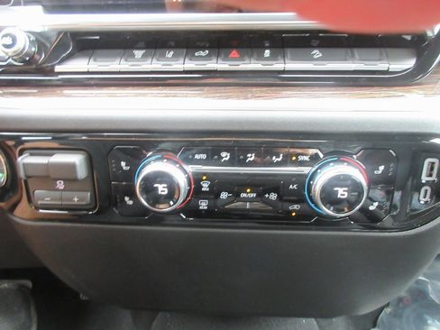 New 2026 GMC Sierra 2500 SLE w/ SLE Value Package; image 20