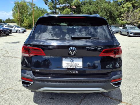 Used 2023 Volkswagen Taos SE FWD image 20