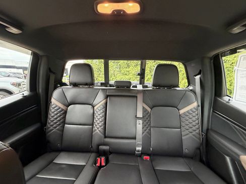 Used 2026 GMC Canyon Denali AWD/4WD image 3