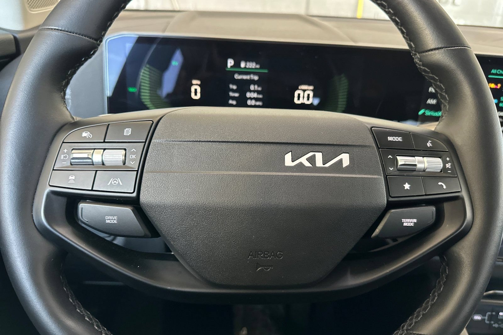 Certified 2026 Kia Sportage EX w/ EX Panoramic Sunroof Package AWD/4WD image 25