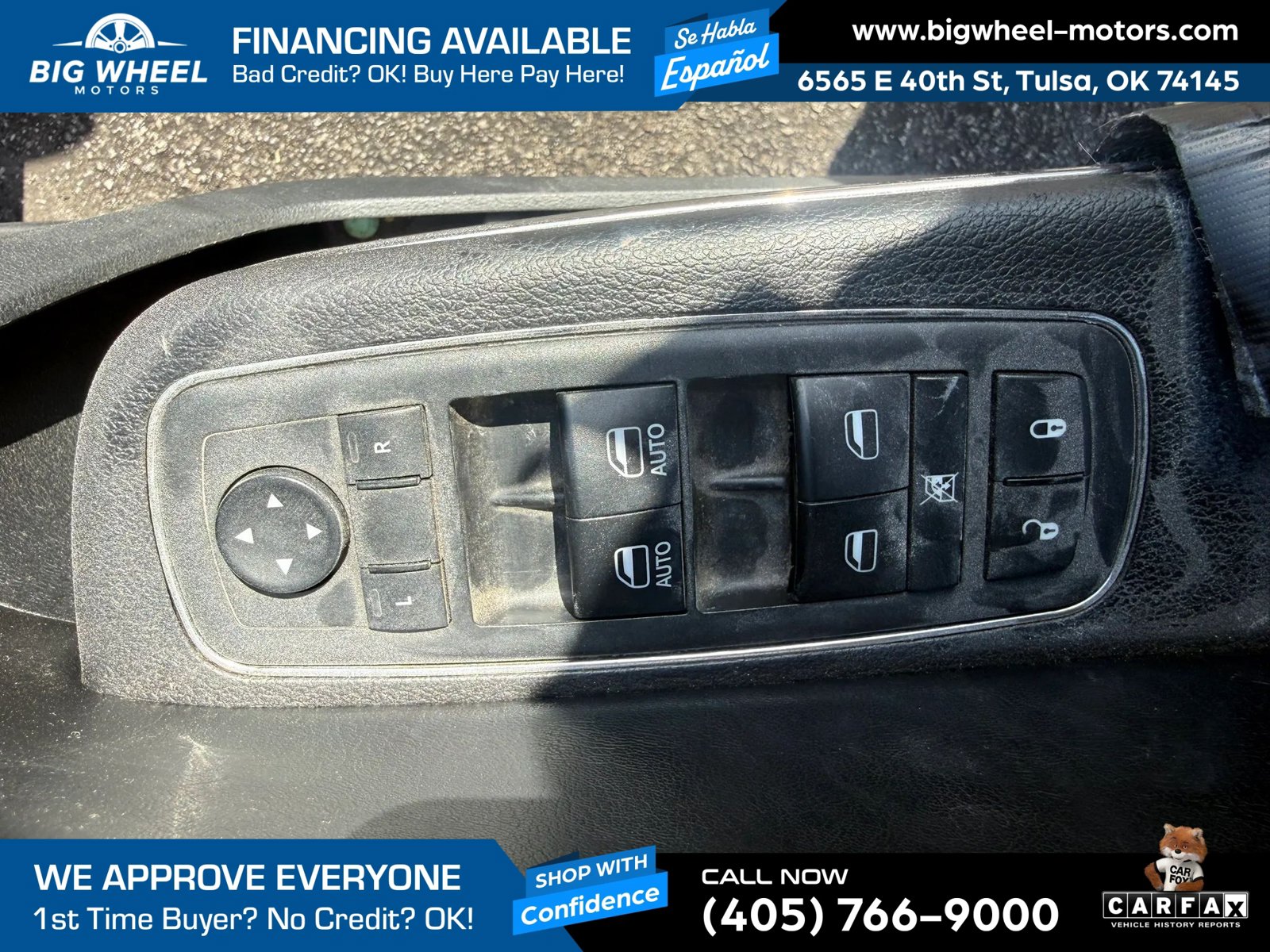 Used 2013 Dodge Charger SE RWD image 23